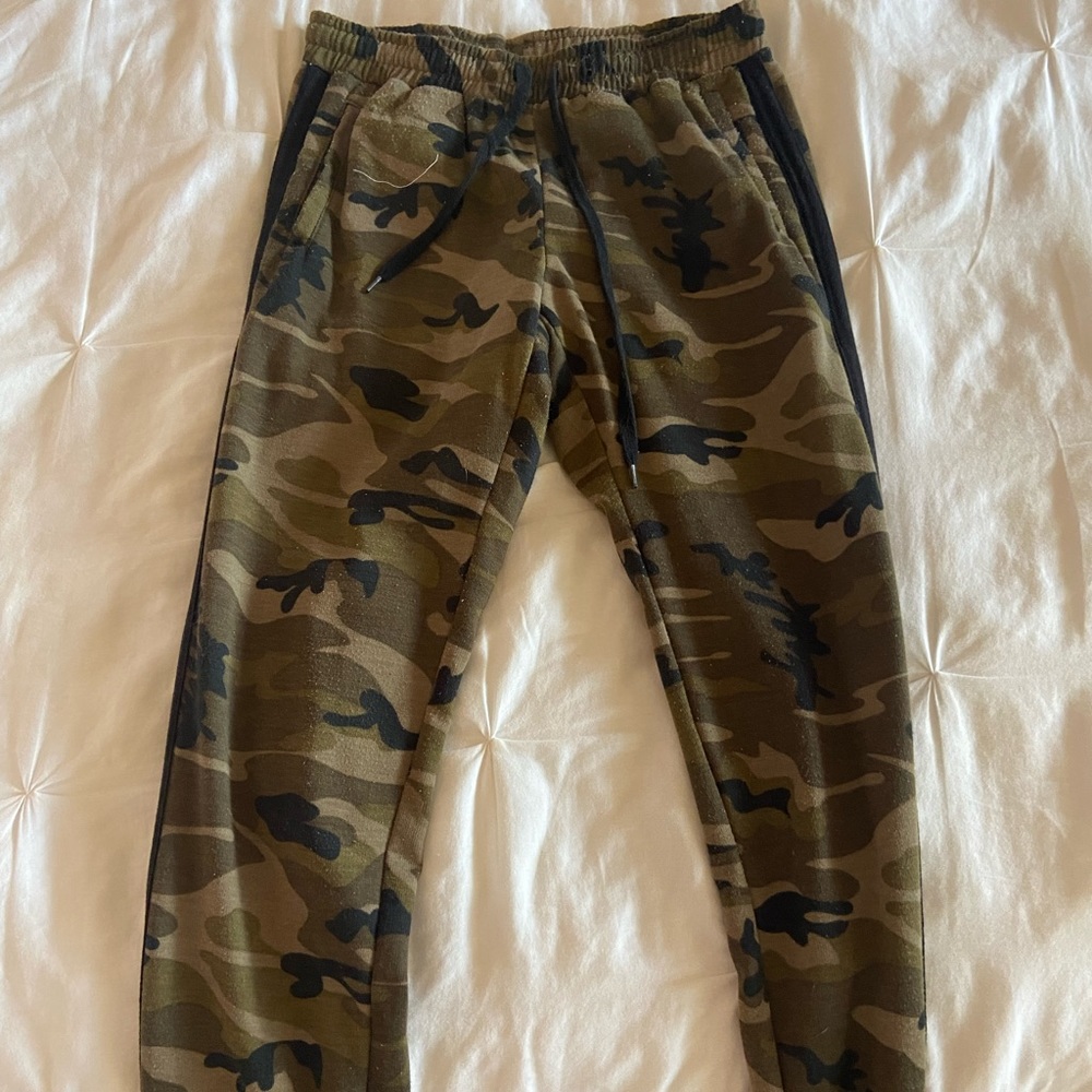 Army sweatpants